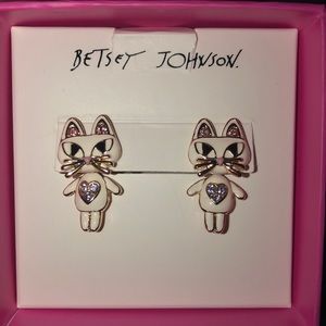 Betsey Johnson cat earrings